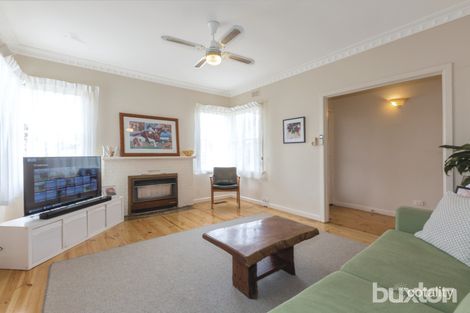 Property photo of 7 El Ramleh Avenue Wendouree VIC 3355