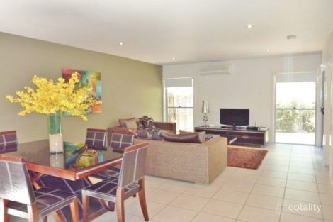 Property photo of 22 Pulgul Street Urangan QLD 4655