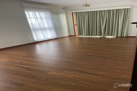 Property photo of 8 Ford Avenue Newborough VIC 3825