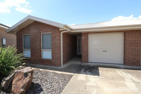 Property photo of 10/6-14 Mirrul Street Glenfield Park NSW 2650