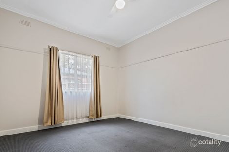 Property photo of 19 Lowe Street Kangaroo Flat VIC 3555