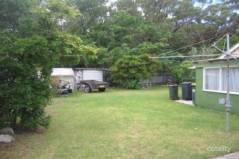 Property photo of 67 Ocean Street Windang NSW 2528
