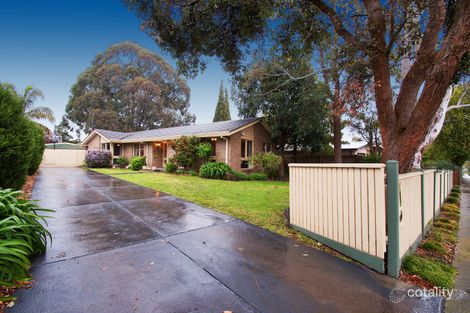 17 Tennyson Ave, Kilsyth, VIC 3137