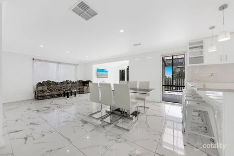Property photo of 14 Mountaineer Drive Roxburgh Park VIC 3064
