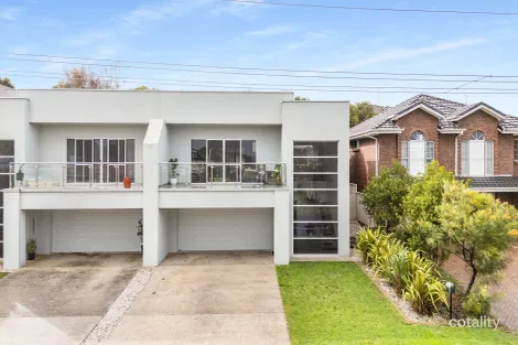 Property photo of 2/77 North Terrace Mount Gambier SA 5290