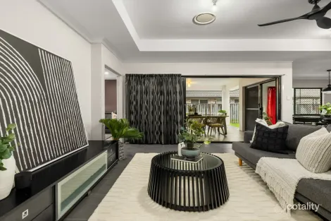 Property photo of 27 Quinn Close Augustine Heights QLD 4300