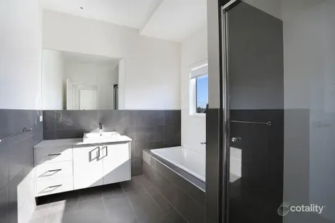 Property photo of 2/70 Augustine Terrace Glenroy VIC 3046