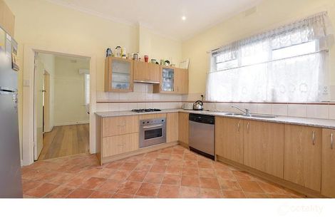 Property photo of 5 Chaucer Street Box Hill South VIC 3128