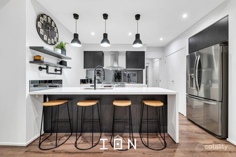 Property photo of 10 Glasson Way Cranbourne West VIC 3977