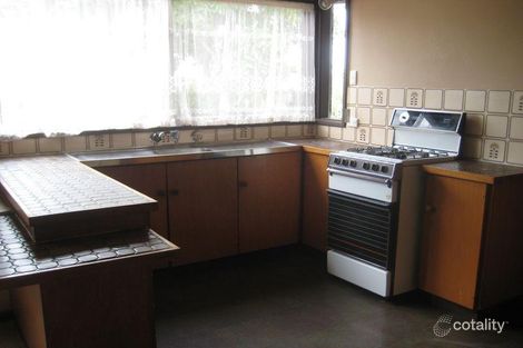 Property photo of 26 Lomalinda Drive Craigmore SA 5114