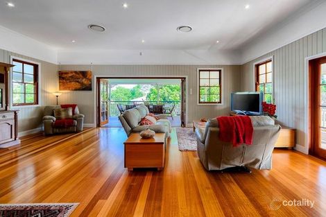 Property photo of 2 Vaux Street Ashgrove QLD 4060