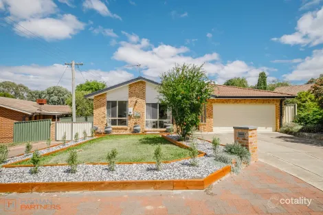 Property photo of 3 Minchin Place Gowrie ACT 2904