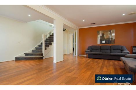 Property photo of 11 Lia Amie Place Berwick VIC 3806