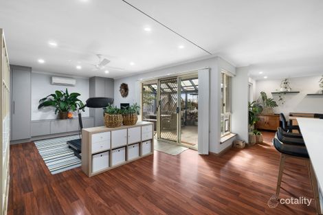 Property photo of 40 Knox Drive Woodcroft SA 5162