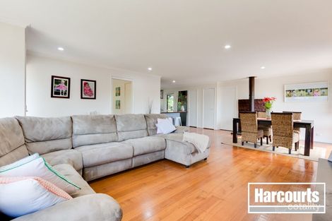 Property photo of 19 Seagull Close Blind Bight VIC 3980