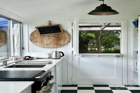 Property photo of 493 Yangan-Killarney Road Emu Vale QLD 4371