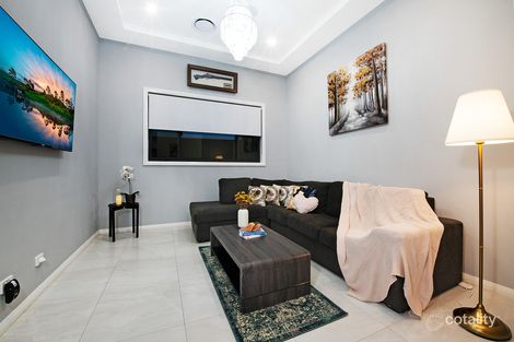 Property photo of 8 Andromeda Parkway Box Hill NSW 2765