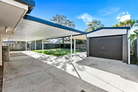 Property photo of 52 Joselyn Drive Point Vernon QLD 4655