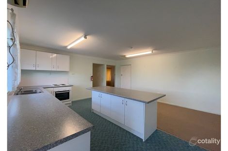 1/22 Wey St, Blackwater, QLD 4717