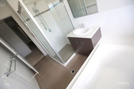 Property photo of 51 Sharyn Drive New Auckland QLD 4680