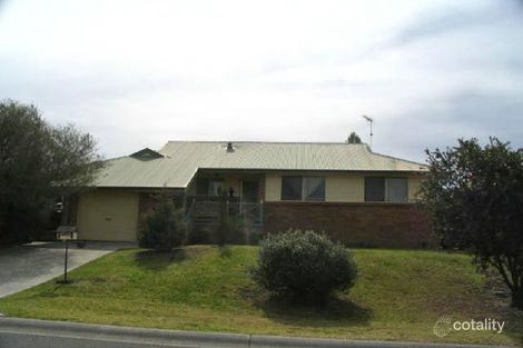 82 Rickard Rd, Cordeaux Heights, NSW 2526