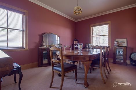 Property photo of 3 Windamingle Place Orange NSW 2800