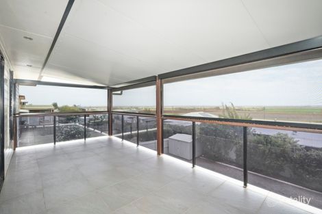 Property photo of 4 Martins Court Qunaba QLD 4670