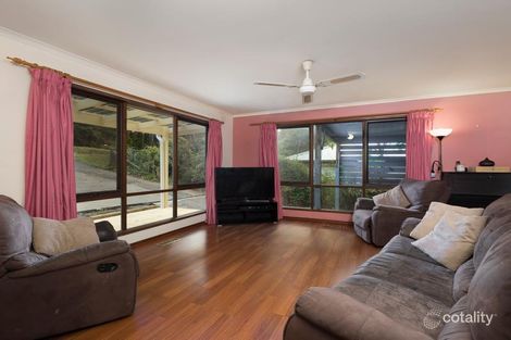 Property photo of 37 First Avenue Cockatoo VIC 3781
