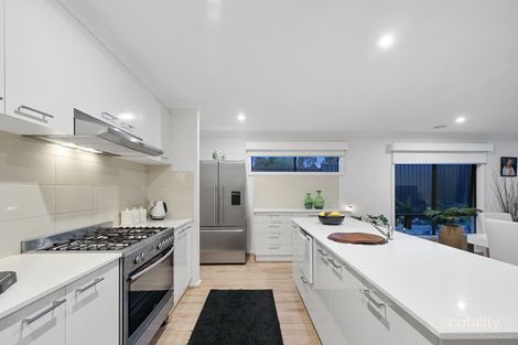 Property photo of 58 Tangemere Way Cranbourne East VIC 3977
