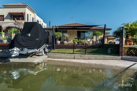 Property photo of 1/11 Huon Crescent Runaway Bay QLD 4216