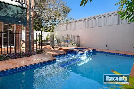 Property photo of 2/106 Racecourse Road Ascot QLD 4007