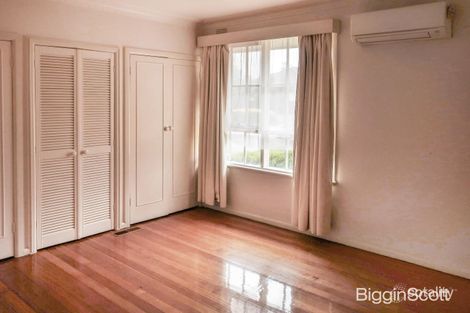 Property photo of 125 Watsons Road Glen Waverley VIC 3150