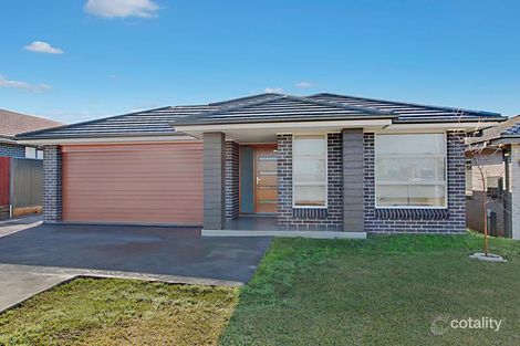 17 Goss Loop, Oran Park, NSW 2570