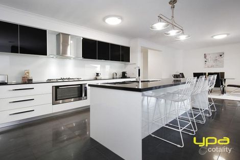 Property photo of 9 Wright Circuit Plumpton VIC 3335
