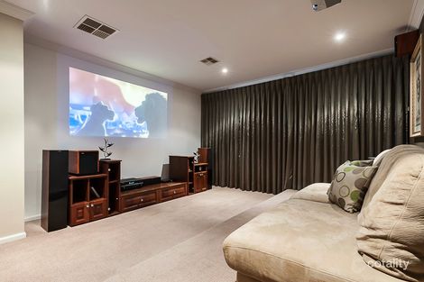 Property photo of 27 Dalrymple Way Doreen VIC 3754