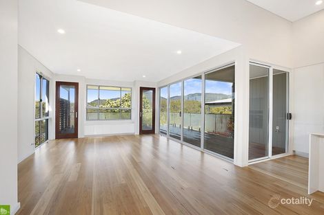 Property photo of 9/33 William Davies Drive Figtree NSW 2525