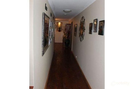 Property photo of 18 Oaklands Circuit Hewett SA 5118