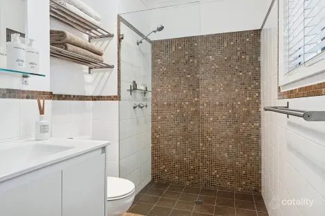 Property photo of 65 Willandra Road Beacon Hill NSW 2100