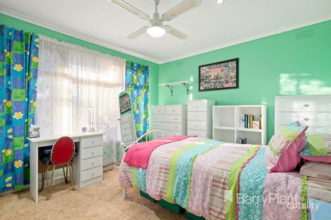 Property photo of 43 Sevenoaks Road Burwood East VIC 3151