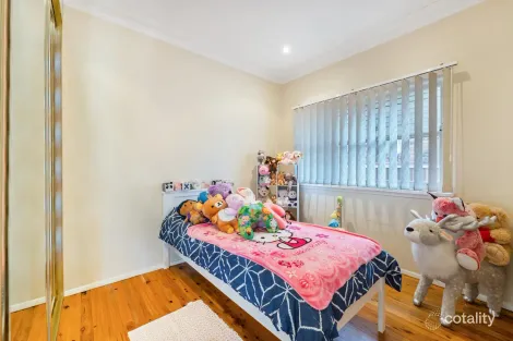 Property photo of 122 Thorney Road Fairfield West NSW 2165