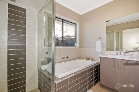 Property photo of 4 Chaps Close Narangba QLD 4504