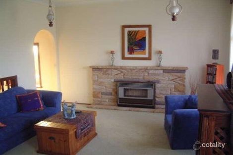 Property photo of 18 Cassandra Crescent Heathcote NSW 2233