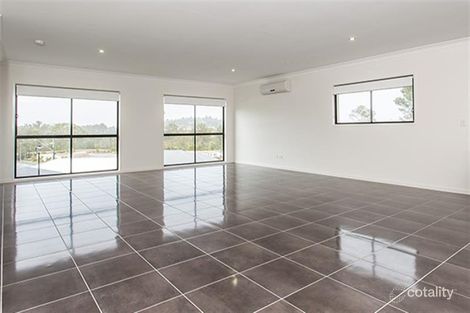 Property photo of 26 Dray Court Riverhills QLD 4074