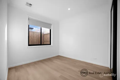 Property photo of 3 Castello Drive Deanside VIC 3336