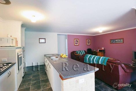 Property photo of 87 Beachfields Drive Broadwater WA 6280