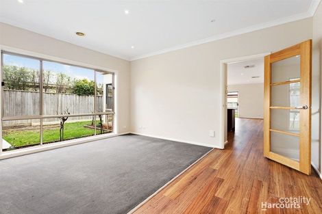 Property photo of 2 Henry Lawson Drive Pakenham VIC 3810