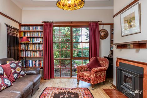 Property photo of 4 Bannister Gardens Griffith ACT 2603