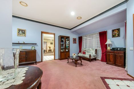 Property photo of 15 Adelaide Close Berwick VIC 3806