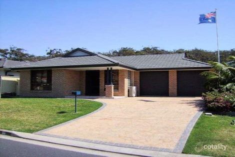 10 Belle O'Connor St, South West Rocks, NSW 2431