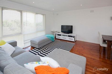 Property photo of 12 Sutherland Court Endeavour Hills VIC 3802